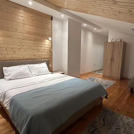 La Casa * Buşteni