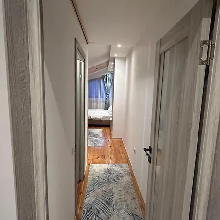 Habitación en casa particular La Casa Buşteni